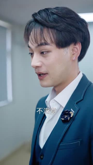 小黑兔求生指南（61集）抢先看热门短剧