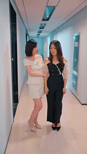 穿越后，皇上追来现代了（95集）红果短剧免费看