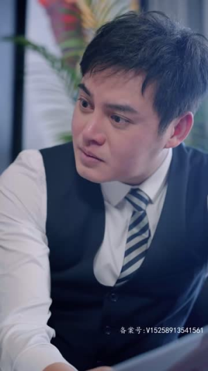 离婚妈妈竟是霸总白月光（101集）爆火短剧推荐