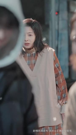 摘星换月（64集）热门短剧抢先