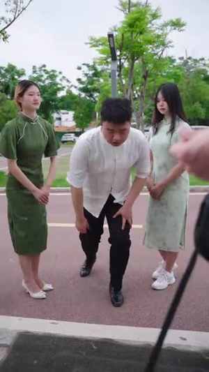 神豪丐婿（107集）观看软件